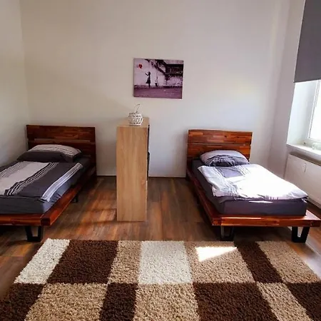 Lindeneck Business * Bernburg