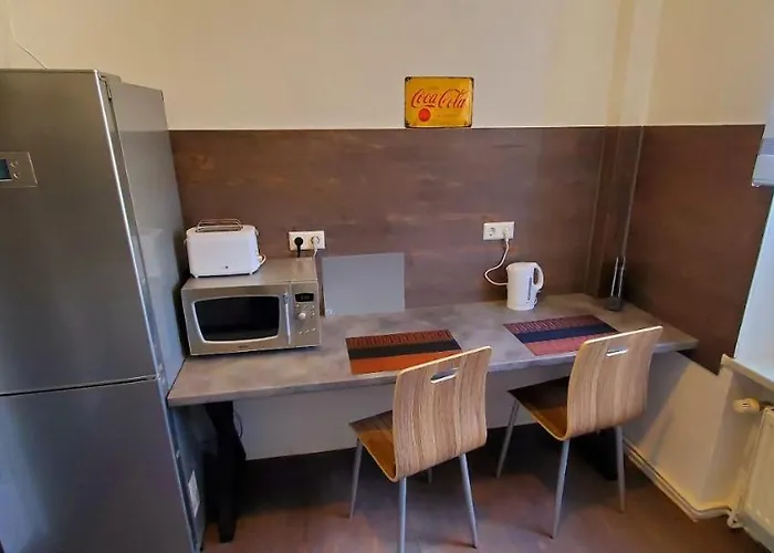 Lindeneck Business *