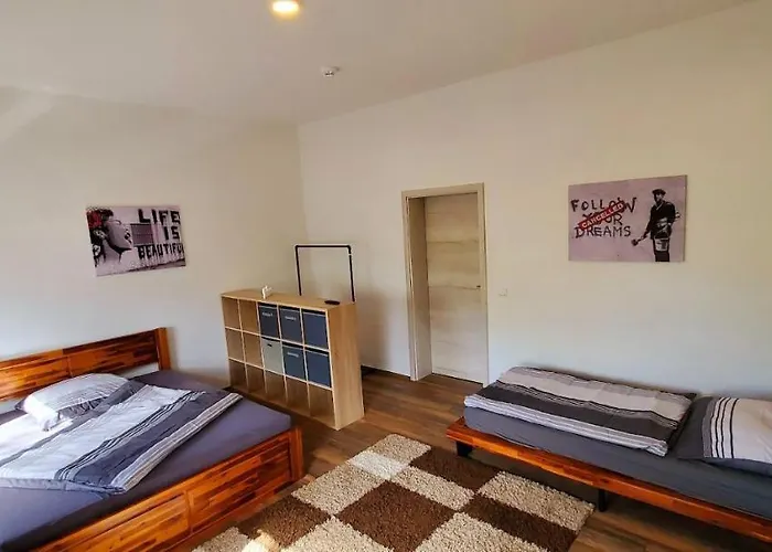 Lindeneck Business * Bernburg